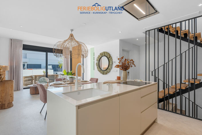 Image No.12-3 Bed Villa for sale