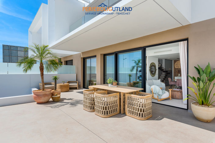 Image No.4-3 Bed Villa for sale