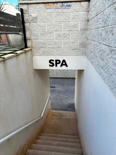 Image No.32-2 Bed Apartment for sale