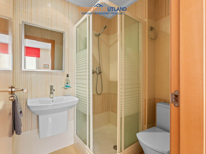 Image No.13-2 Bed Apartment for sale