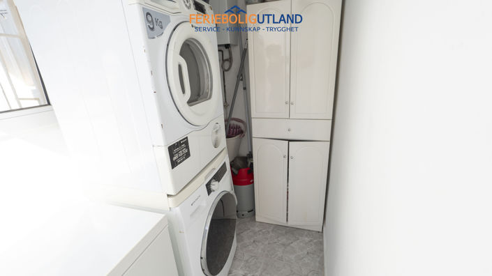 Image No.49-3 Bed Villa for sale