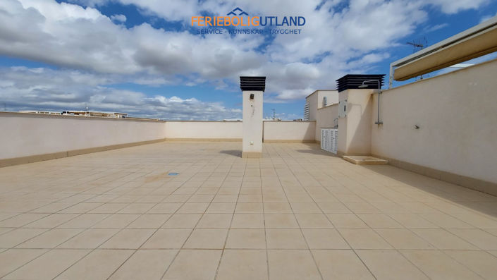 Image No.15-3 Bed Apartment for sale