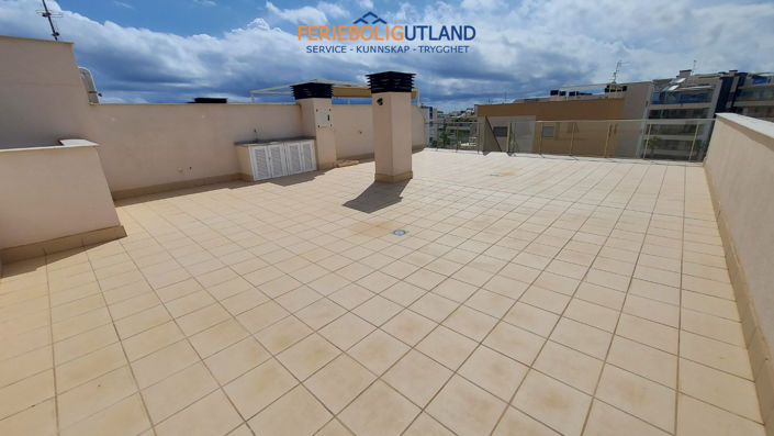 Image No.16-3 Bed Apartment for sale