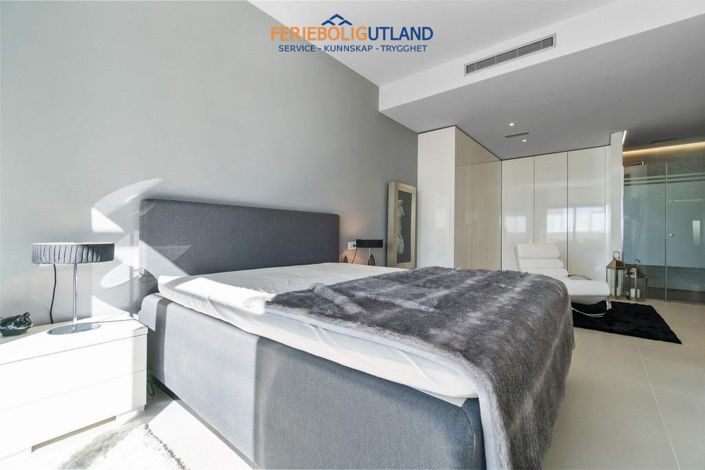 Image No.15-3 Bed Villa for sale