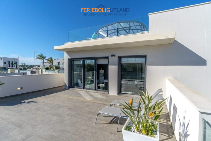 Image No.22-3 Bed Villa for sale