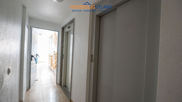 Image No.27-3 Bed Apartment for sale