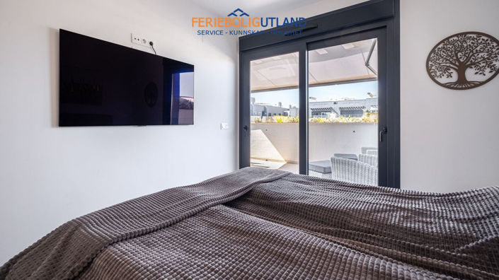 Image No.23-2 Bed Apartment for sale