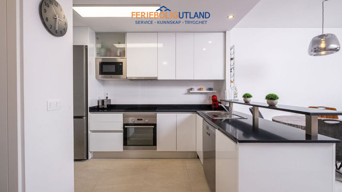 Image No.4-2 Bed Apartment for sale