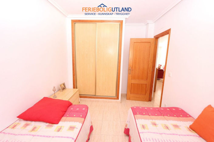 Image No.18-3 Bed Apartment for sale