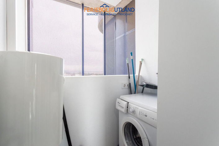 Image No.18-3 Bed Apartment for sale