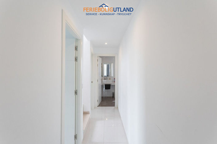 Image No.24-3 Bed Apartment for sale