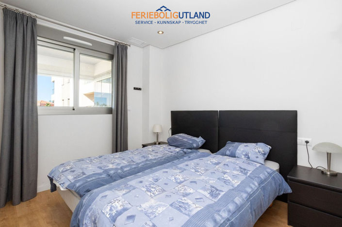 Image No.18-4 Bed Apartment for sale