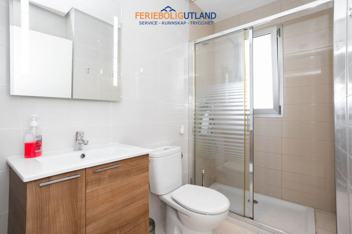 Image No.20-4 Bed Apartment for sale