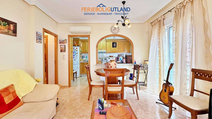 Image No.12-3 Bed Townhouse for sale