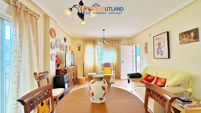 Image No.13-3 Bed Townhouse for sale