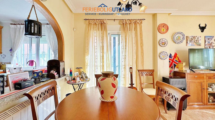 Image No.19-3 Bed Townhouse for sale