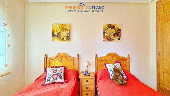 Image No.24-3 Bed Townhouse for sale