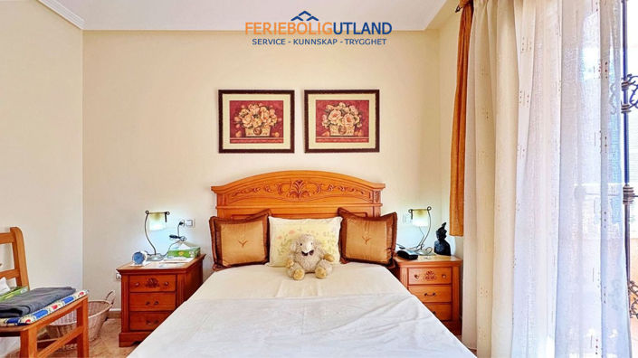 Image No.27-3 Bed Townhouse for sale