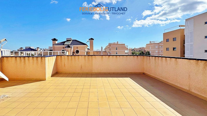 Image No.33-3 Bed Townhouse for sale