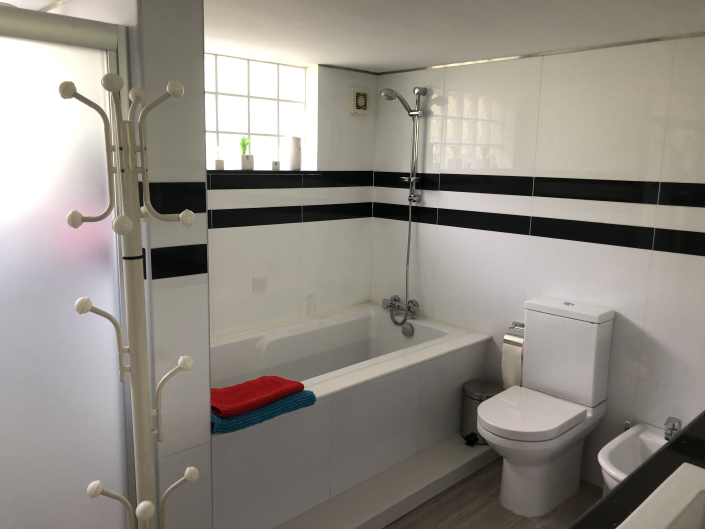 Image No.15-4 Bed House/Villa for sale