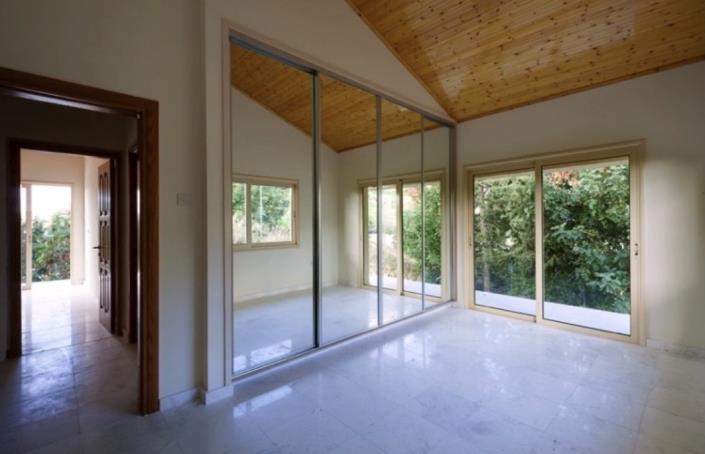 Image No.25-4 Bed House/Villa for sale