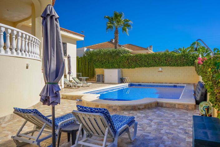 Image No.33-5 Bed Villa for sale