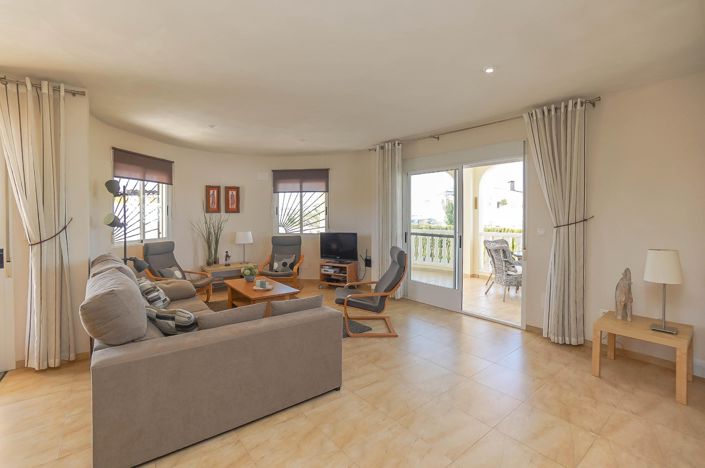 Image No.5-5 Bed Villa for sale