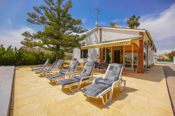 Image No.11-6 Bed Villa for sale