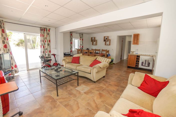 Image No.29-6 Bed Villa for sale