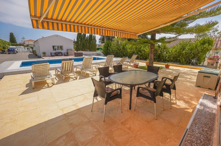 Image No.4-6 Bed Villa for sale