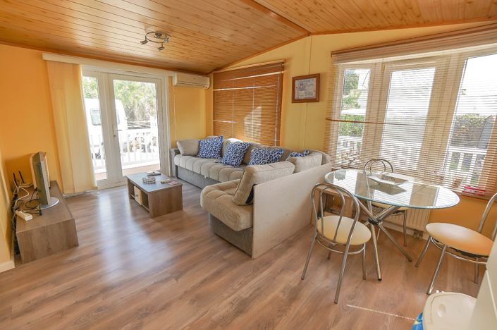 Image No.48-6 Bed Villa for sale