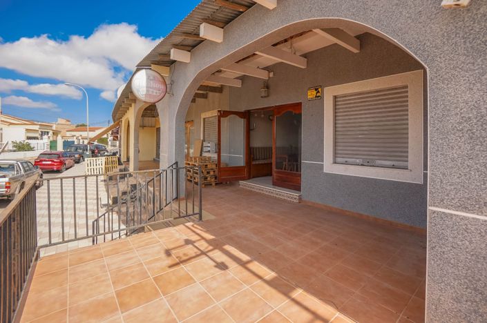 Image No.15-Commercial for sale