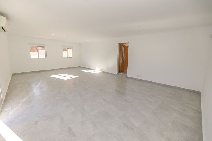 Image No.24-4 Bed Villa for sale