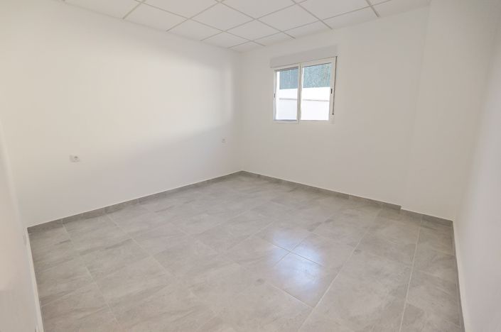 Image No.27-4 Bed Villa for sale