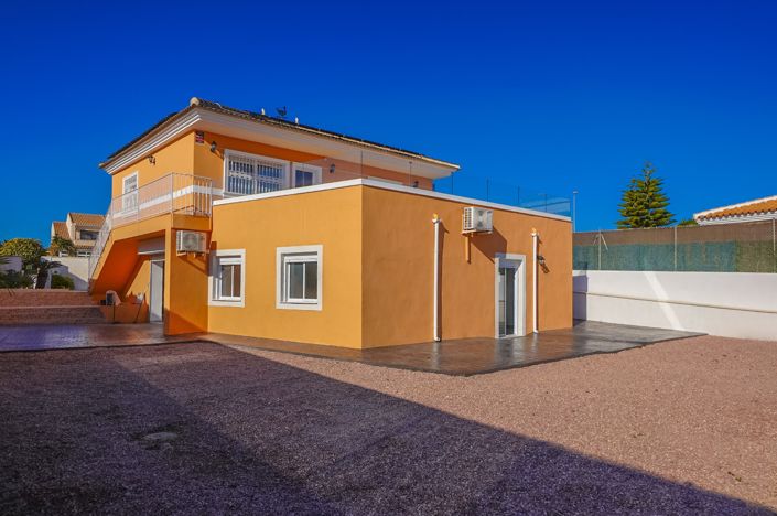 Image No.34-4 Bed Villa for sale