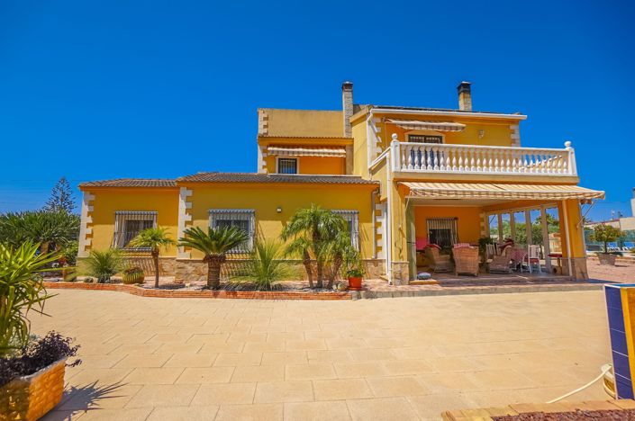 Image No.34-5 Bed Property for sale