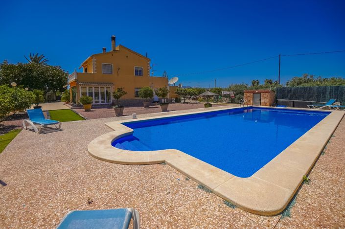 Image No.39-5 Bed Property for sale