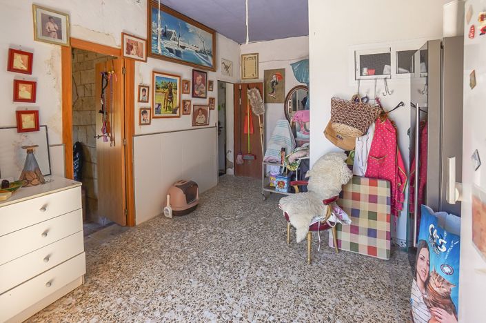 Image No.52-5 Bed Property for sale