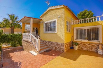 2 Bed Villa / Detached for sale