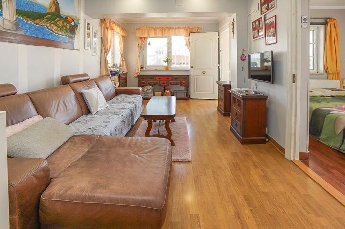 Image No.2-2 Bed Villa / Detached for sale