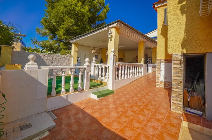 Image No.20-2 Bed Villa / Detached for sale