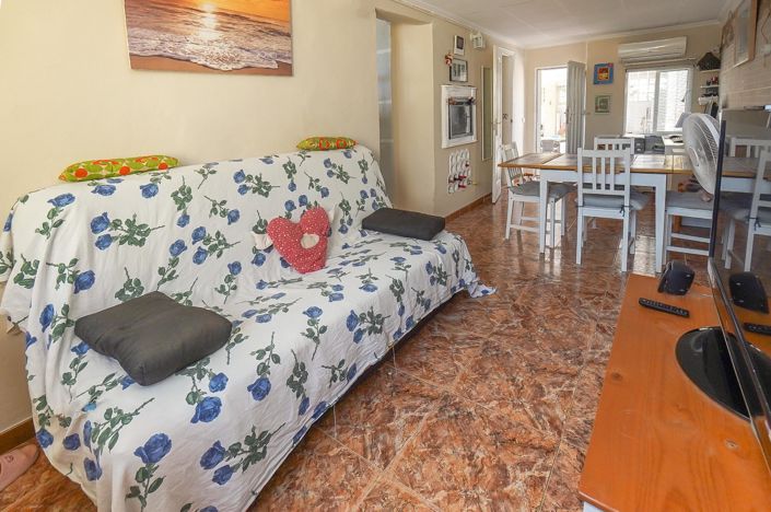 Image No.27-2 Bed Villa / Detached for sale