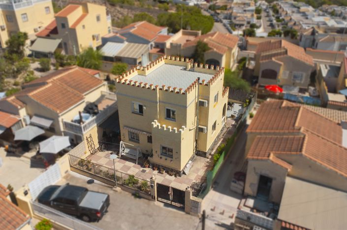 Image No.2-3 Bed Villa / Detached for sale