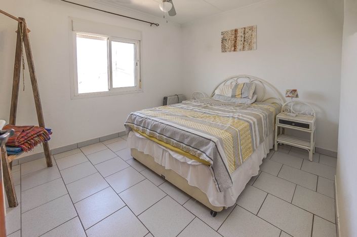 Image No.13-3 Bed Villa / Detached for sale