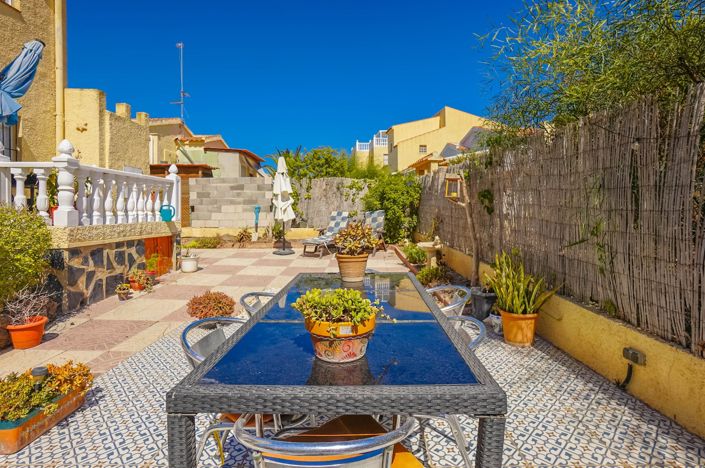 Image No.27-3 Bed Villa / Detached for sale