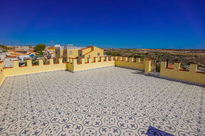 Image No.30-3 Bed Villa / Detached for sale