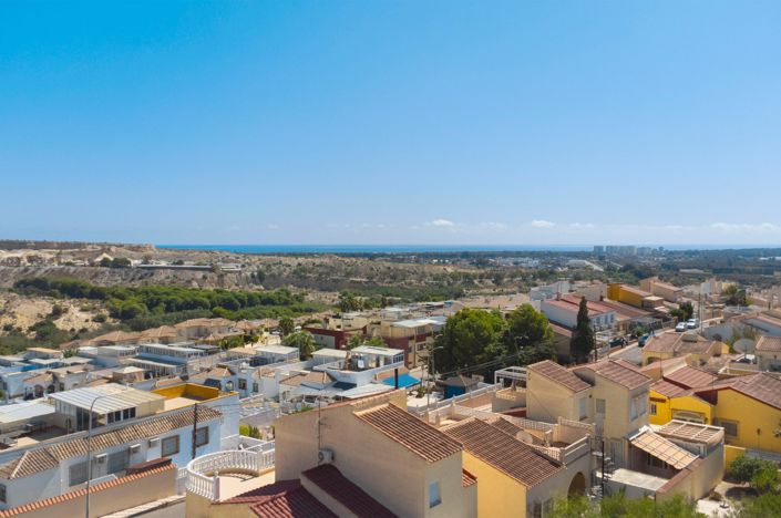 Image No.31-3 Bed Villa / Detached for sale