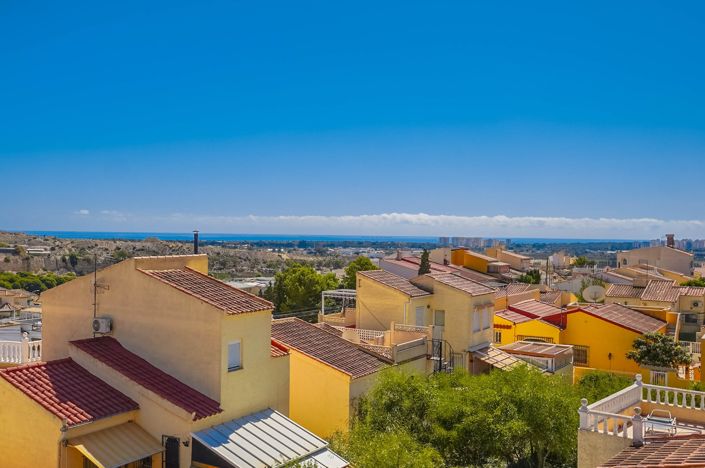 Image No.5-3 Bed Villa / Detached for sale