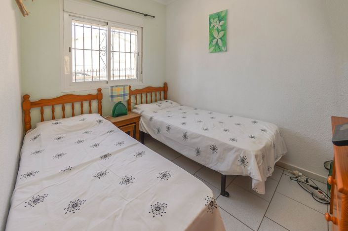 Image No.9-3 Bed Villa / Detached for sale