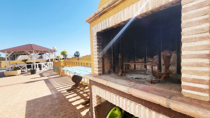 Image No.19-3 Bed Villa / Detached for sale